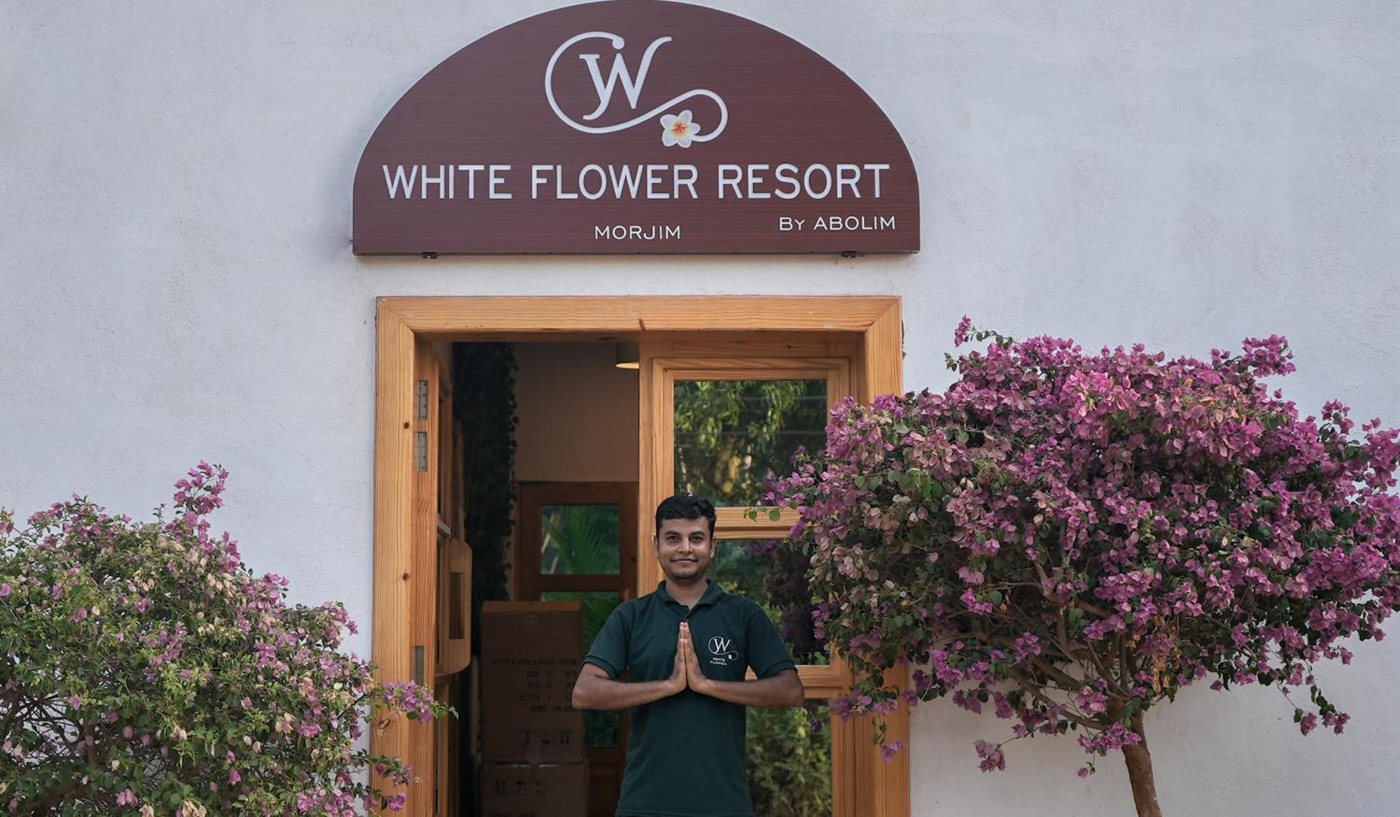 Whiteflower Resort Morjim Kültér fotó